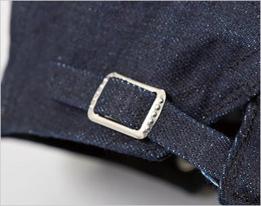 バックル付きのオシャレなサイド。サイズ調整可能で、頭周り58cm~63cmまで対応。