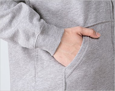 両脇ポケット付き