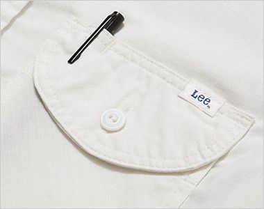 LCS46003 Lee シャンブレーシャツ/長袖(男性用) 左胸フラップにあるペン挿し口
