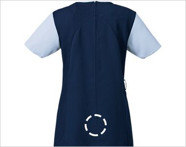 HI705 ワコール レディススクラブ(女性用) ファスナーが腰まで開き、足下からはいて着られるので、メイクなどが付きにくいのも特徴です。