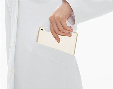 SD3040 ナガイレーベン(nagaileben) シングル診察衣長袖(女性用) タブレットが収納できる脇ポケット
